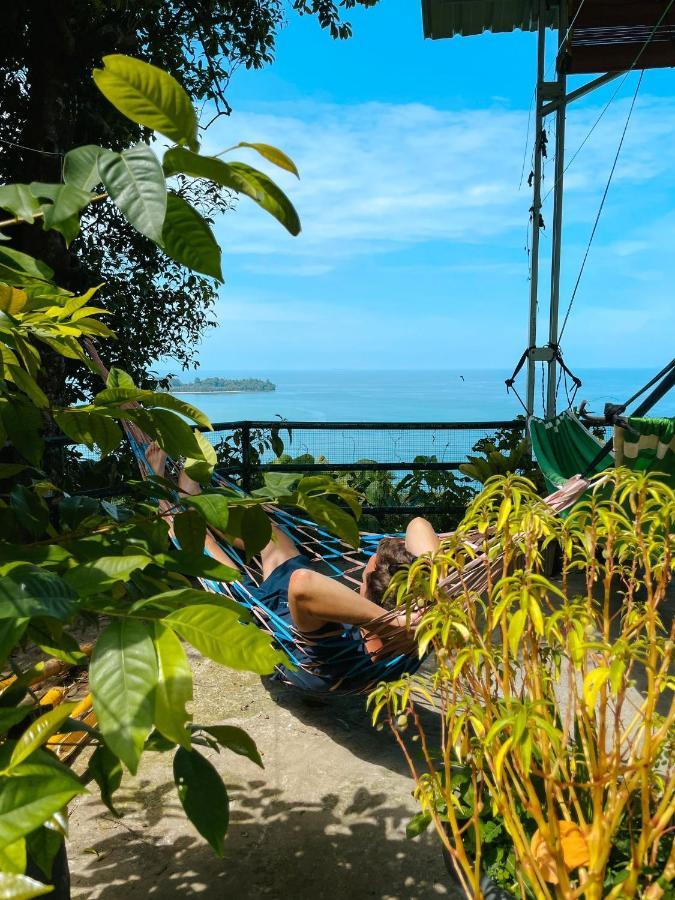 The View Padang, Amazing View, 8 Mins Mentawai Fast Ferry, Cold Beer,Close To Restaurants المظهر الخارجي الصورة